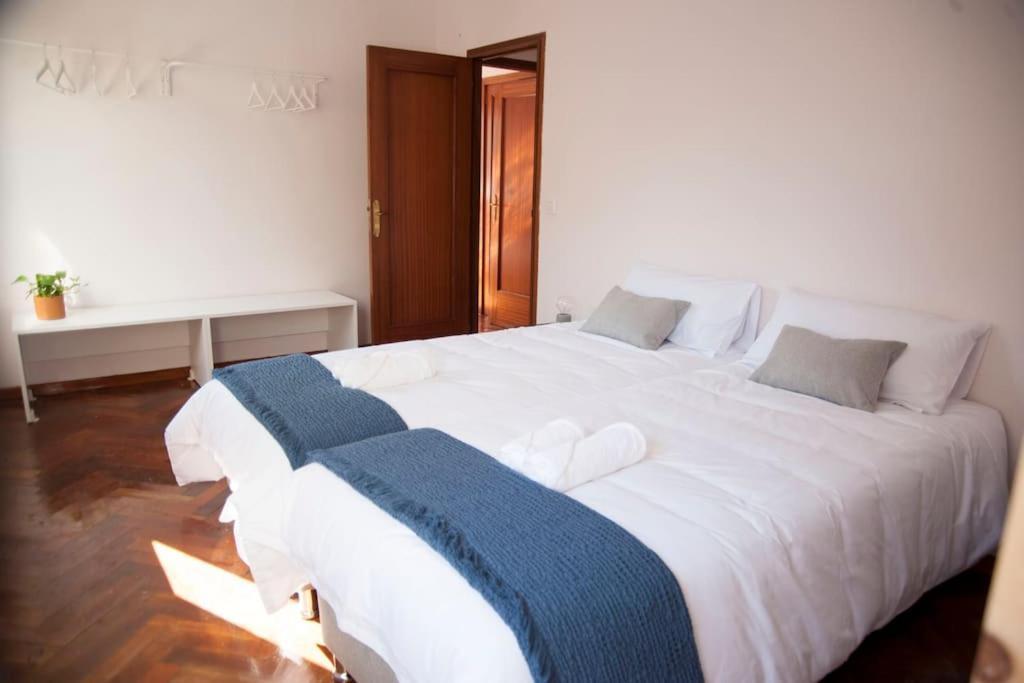 Casa Amplia, Confortable, Centrica By Prishomes Vigo Exterior foto